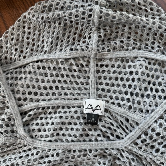 Laser cut Beach hoodie from Buckle High low hem Gray USA Made Small - Picture 5 of 16